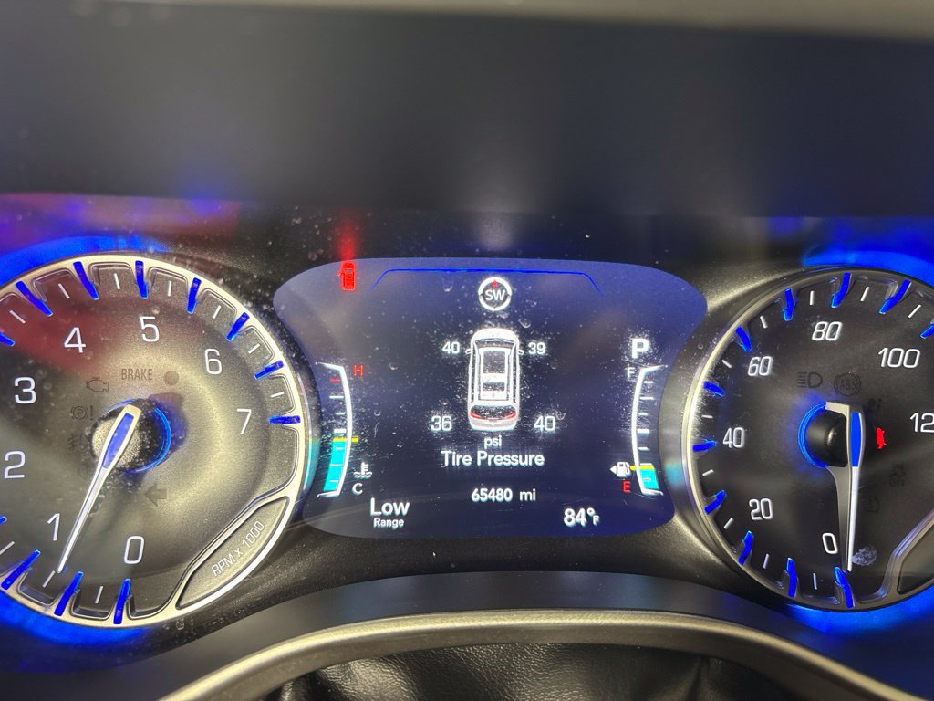 Used 2022 Chrysler Pacifica Touring-L AWD/4WD image 33