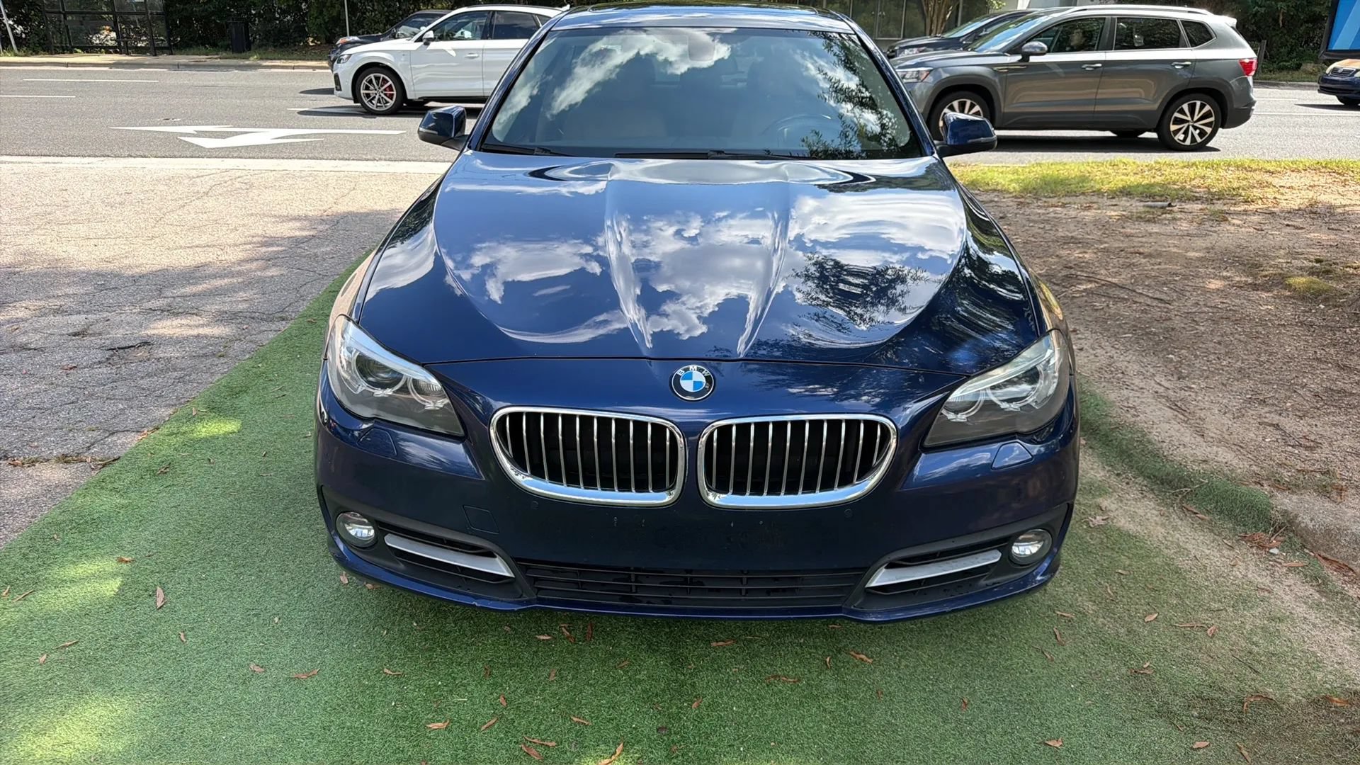 Used 2015 BMW 535i xDrive Sedan AWD/4WD image 2