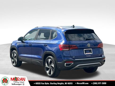 Certified 2024 Volkswagen Taos SE AWD/4WD image 3