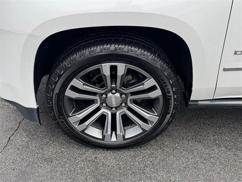 Used 2019 GMC Yukon Denali w/ Denali Ultimate Package image 13