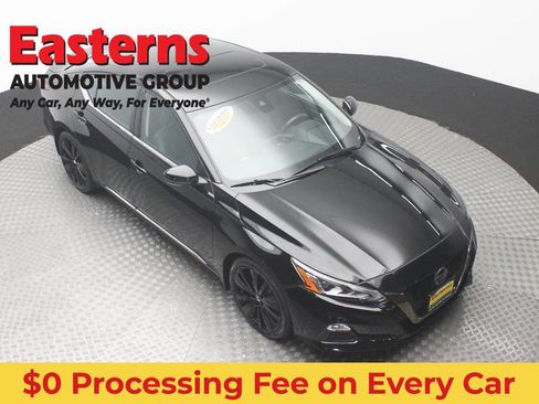 Used 2022 Nissan Altima 2.0 SR FWD image 3