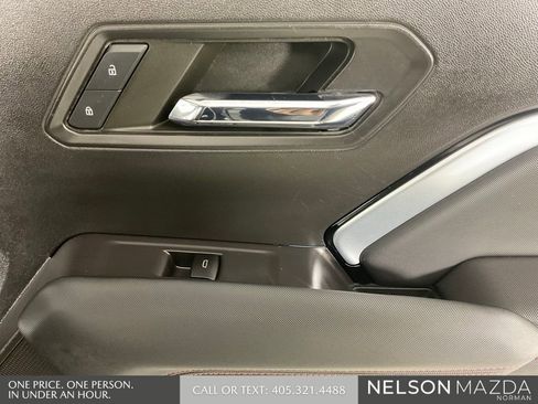 Used 2023 Chevrolet Colorado Z71 w/ Z71 Convenience Package 2 AWD/4WD image 21