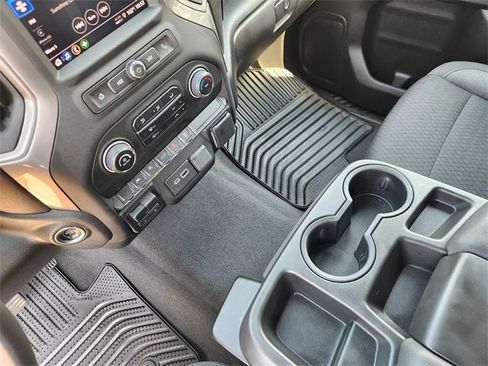 Used 2023 Chevrolet Silverado 1500 Custom image 19
