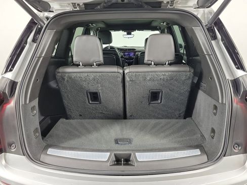 Used 2020 Cadillac XT6 Premium Luxury image 8