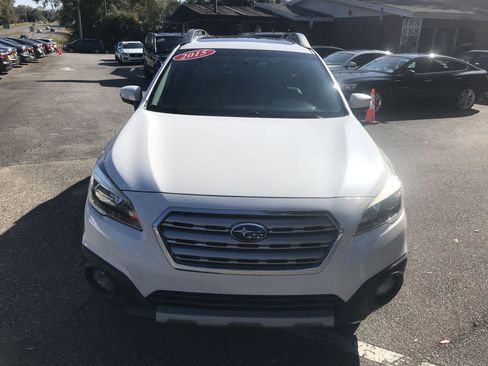 Used 2015 Subaru Outback 3.6R Limited image 2