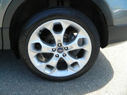 Used 2013 Ford Escape Titanium w/ Parking Technology Pkg AWD/4WD image 25