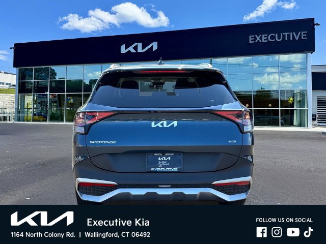 Certified 2023 Kia Sportage EX AWD/4WD image 3