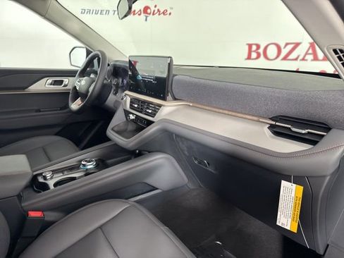 New 2026 Ford Explorer Active w/ Active Comfort Package image 21