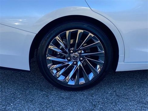 Certified 2024 Lexus ES 350 Ultra Luxury image 11