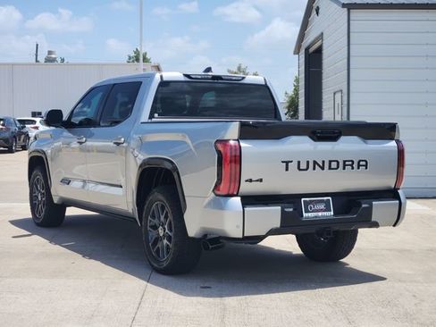 Used 2024 Toyota Tundra Platinum AWD/4WD image 5