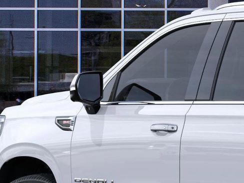 New 2026 GMC Yukon XL Denali w/ Sun & Power Step Package image 12