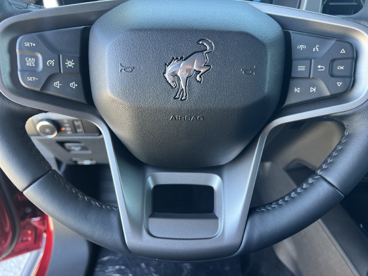New 2026 Ford Bronco Outer Banks AWD/4WD image 9