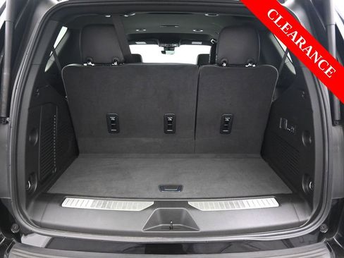 Used 2025 Chevrolet Tahoe High Country image 20