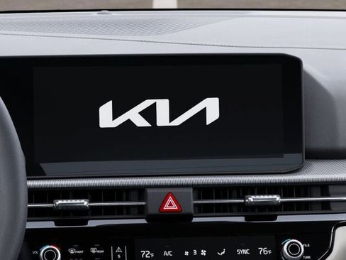 New 2026 Kia Sportage EX image 20