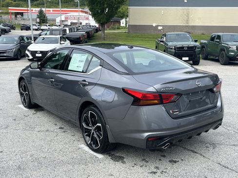New 2026 Nissan Altima 2.5 SR AWD/4WD image 5