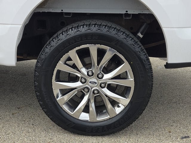 Used 2015 Ford F150 XLT w/ Equipment Group 302A Luxury AWD/4WD image 16