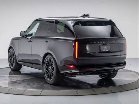 New 2026 Land Rover Range Rover SE AWD/4WD image 3