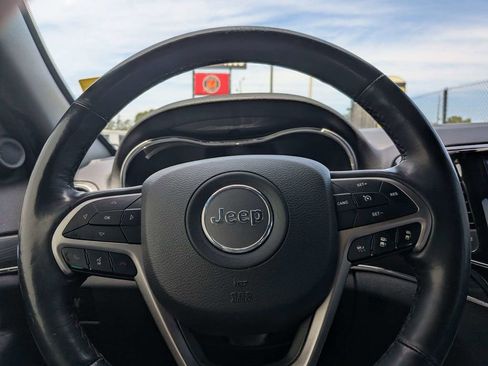 Used 2019 Jeep Grand Cherokee Limited w/ Luxury Group II AWD/4WD image 27