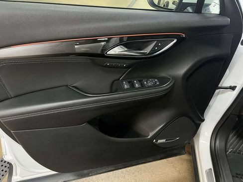 Used 2024 Buick Envision Preferred AWD/4WD image 13