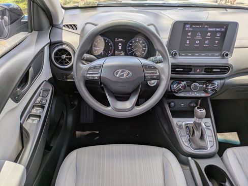 Used 2023 Hyundai Kona SEL FWD image 12
