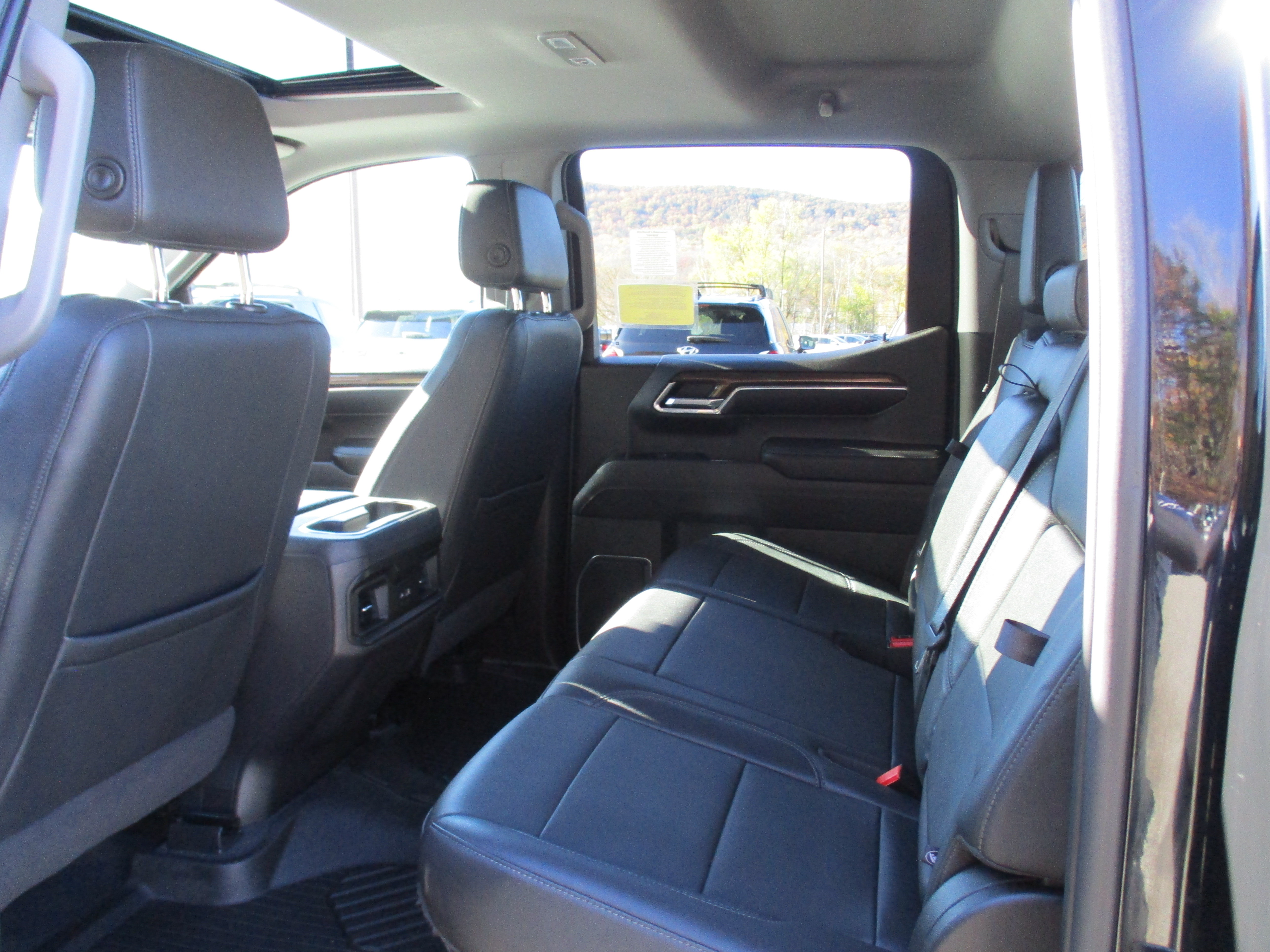 Used 2022 Chevrolet Silverado 1500 RST w/ All Star Edition Plus AWD/4WD image 13