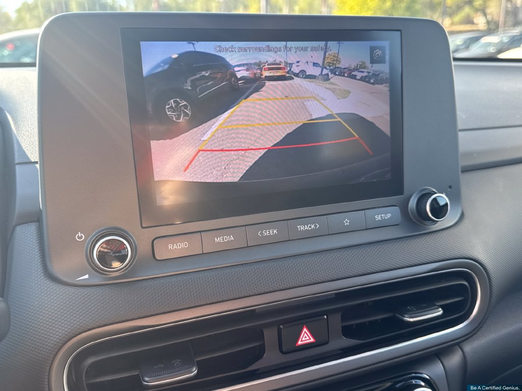 Certified 2022 Hyundai Kona SEL w/ Convenience Package AWD/4WD image 46