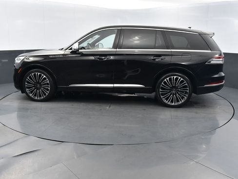 Certified 2022 Lincoln Aviator Black Label w/ Dynamic Handling Package image 2
