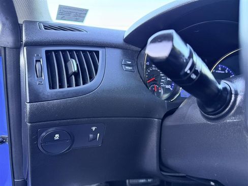Used 2012 Hyundai Genesis 2.0T RWD image 22