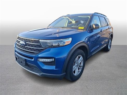 Used 2021 Ford Explorer XLT w/ Equipment Group 202A image 1