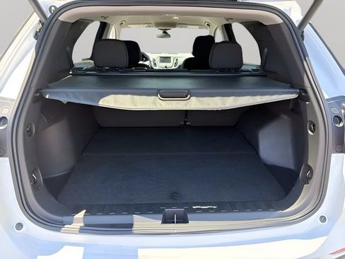 Used 2023 Chevrolet Equinox LT w/ Driver Convenience Package AWD/4WD image 30