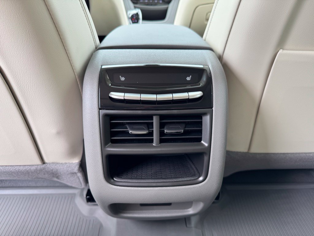 New 2026 Cadillac XT5 Premium Luxury w/ Driver Assist Package FWD image 17