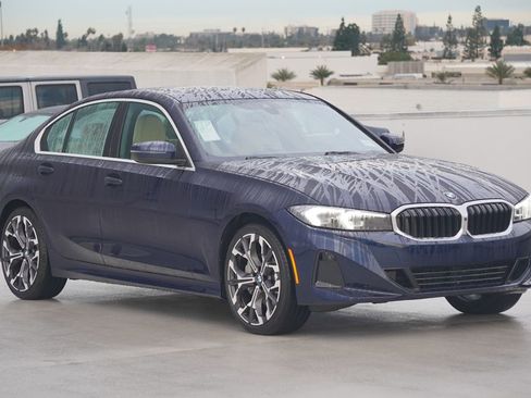 New 2026 BMW 330i 330i w/ Premium Package image 3