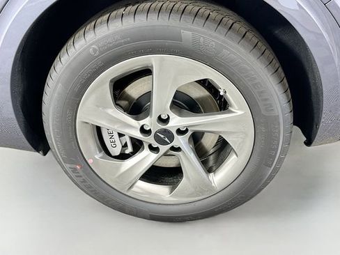 New 2026 Genesis GV70 2.5T Advanced AWD/4WD image 23