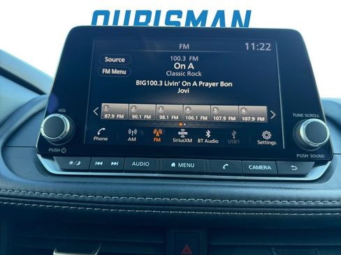 Used 2023 Nissan Rogue SV image 16