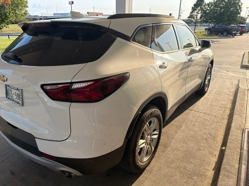 Used 2019 Chevrolet Blazer LT FWD image 4