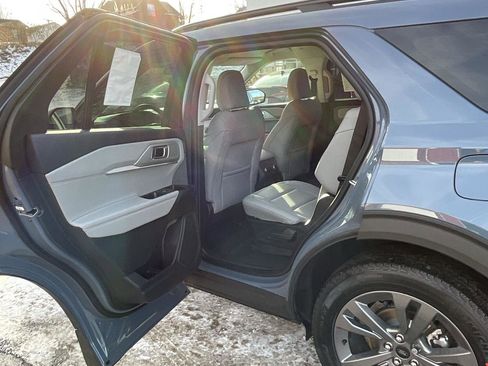 New 2026 Ford Explorer Active w/ Active Comfort Package image 18