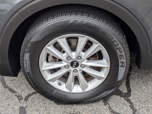Used 2020 Kia Sorento LX w/ LX I4 Convenience Package AWD/4WD image 28