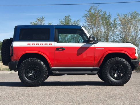 Certified 2025 Ford Bronco Stroppe Edition AWD/4WD image 8