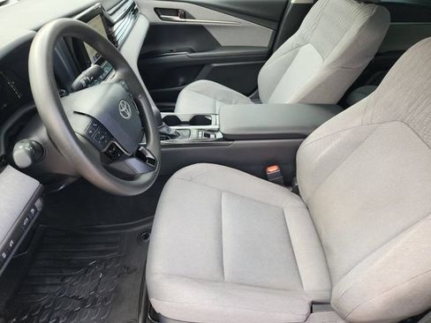 Used 2026 Toyota Camry LE FWD image 4