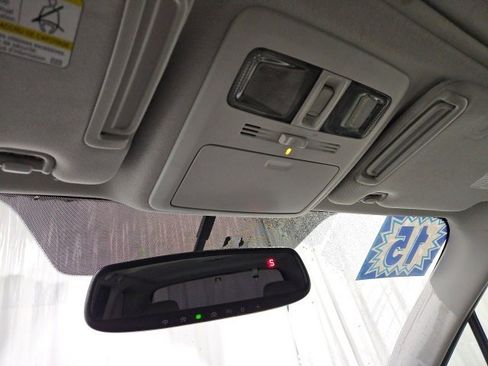 Used 2015 Subaru Forester 2.5i Touring image 26