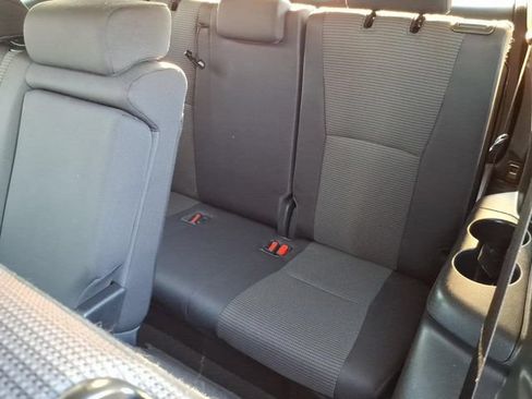 Used 2023 Toyota Highlander L FWD image 20