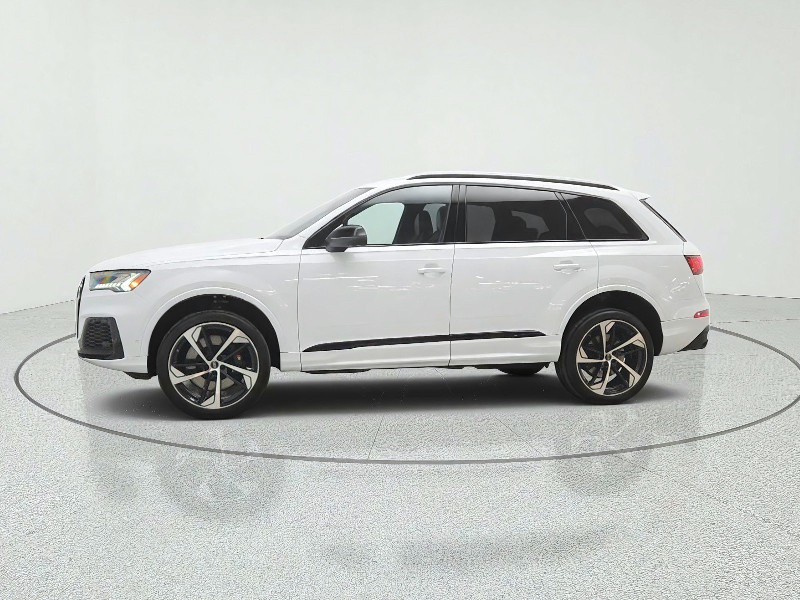 Used 2023 Audi SQ7 Premium Plus w/ Executive Package AWD/4WD image 8