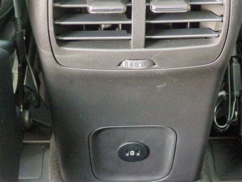 Used 2025 Ford Escape Active w/ Cold Weather Package image 38