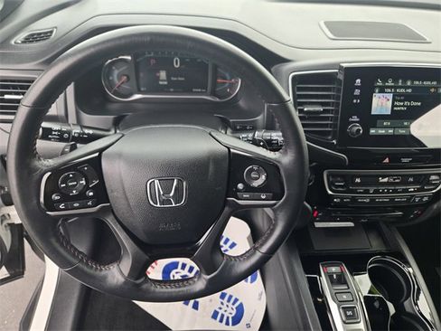Used 2022 Honda Pilot Black Edition image 27