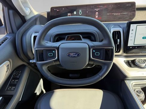 Certified 2025 Ford Expedition Max Active image 12