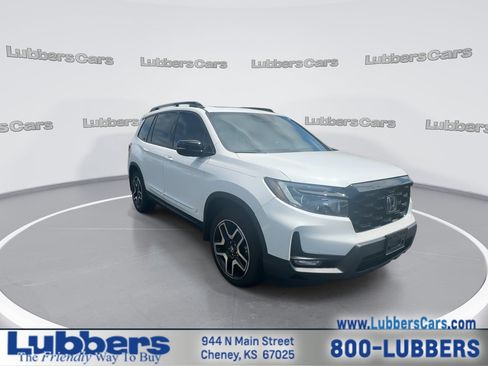 Used 2023 Honda Passport Elite image 2