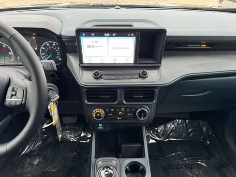 Certified 2024 Ford Maverick XLT w/ XLT Luxury Package image 2