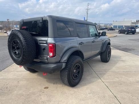 Used 2024 Ford Bronco Black Diamond image 8