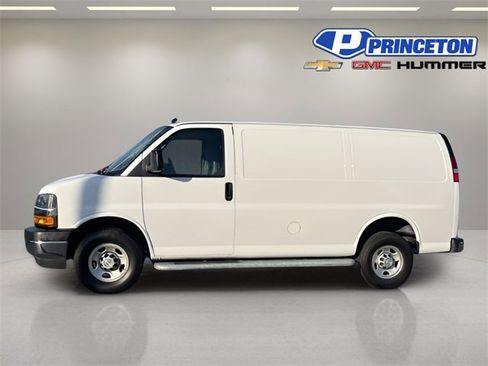 Used 2023 Chevrolet Express 2500 w/ Driver Convenience Package image 4