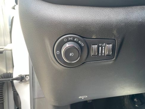 Used 2023 Jeep Compass Trailhawk AWD/4WD image 19